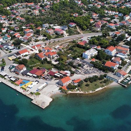 Apartments Branko ستاريغغاد باكلينتسا المظهر الخارجي الصورة