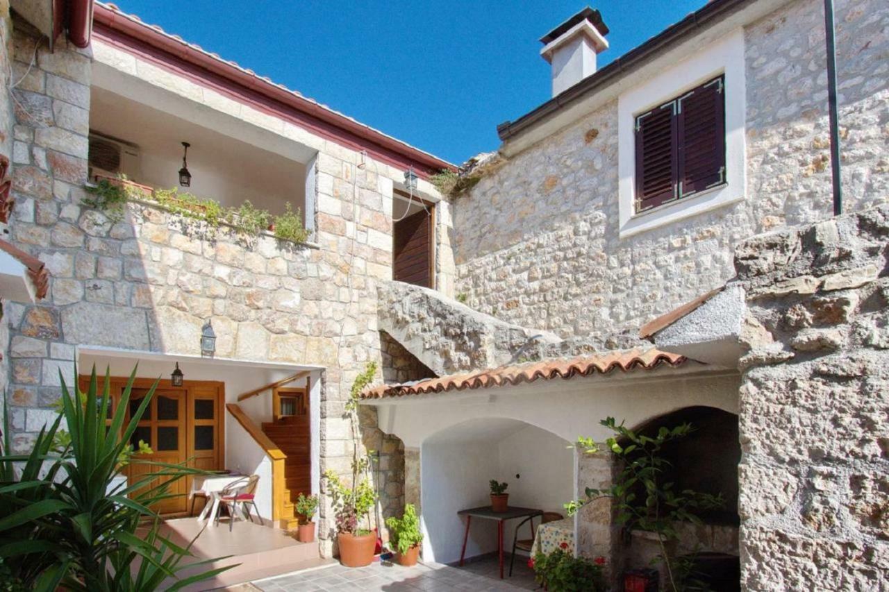 Apartments Branko ستاريغغاد باكلينتسا المظهر الخارجي الصورة